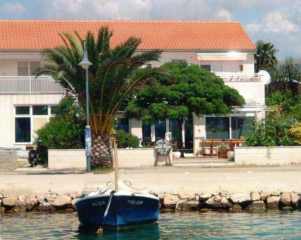 Apartments Vala Rogoznica  Oda fotoğraf